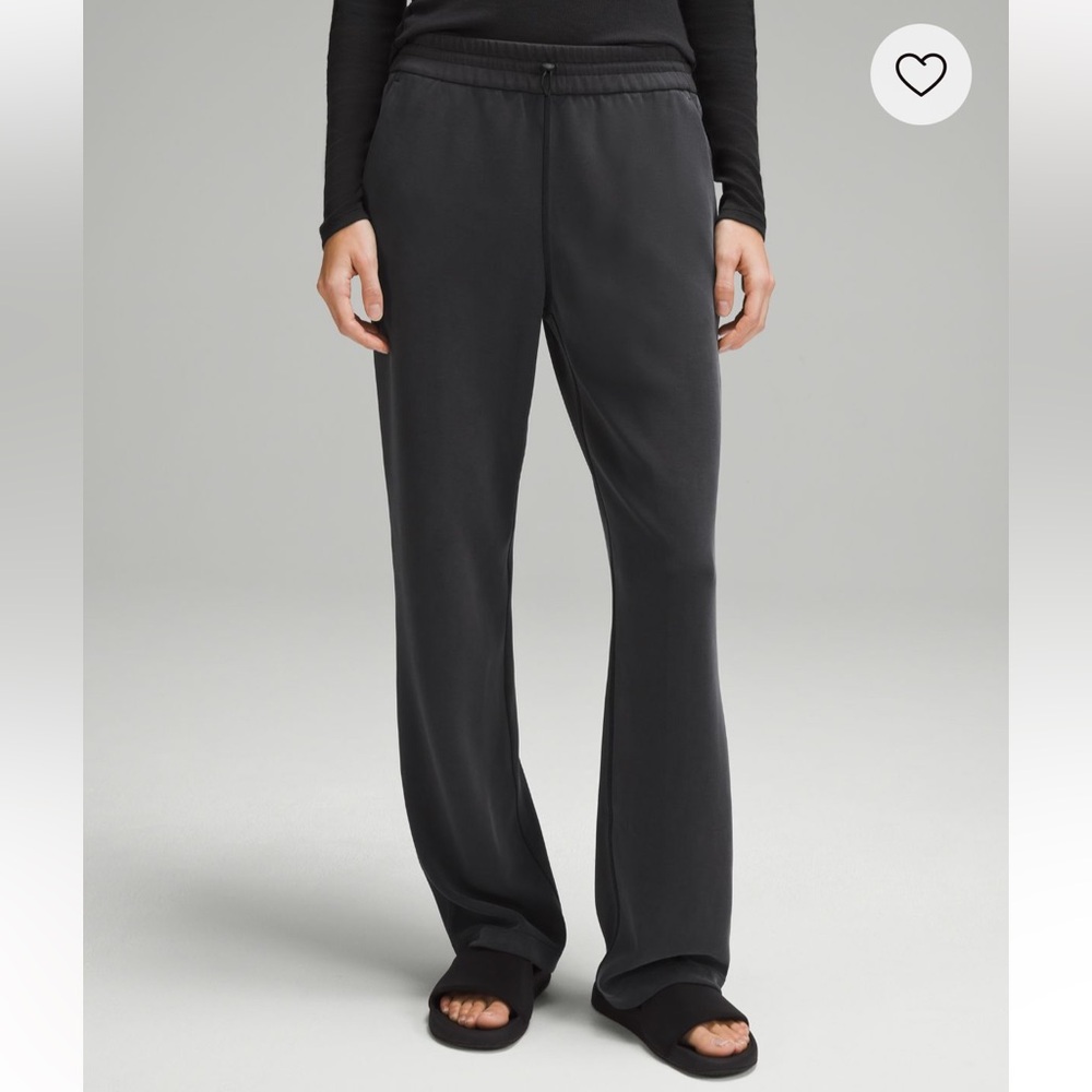 lululemon Softstreme High-Rise Pant in black